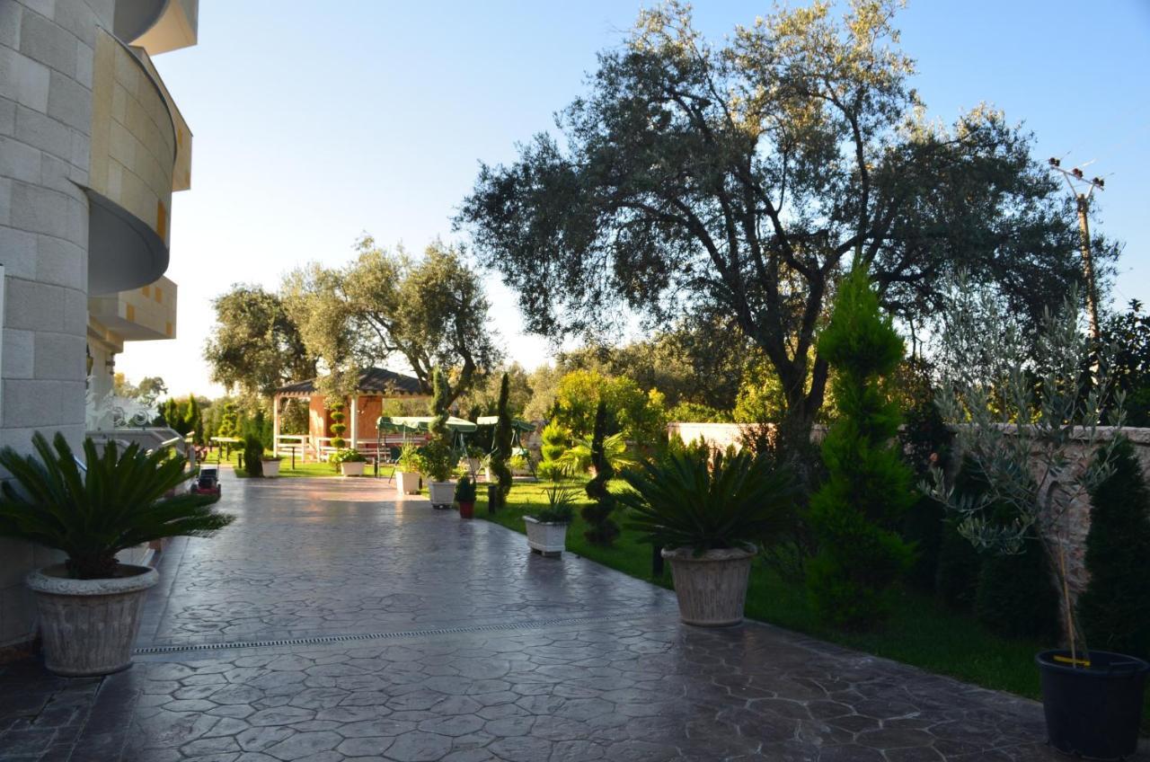 Vila Florika Hotel Borsh Exterior foto